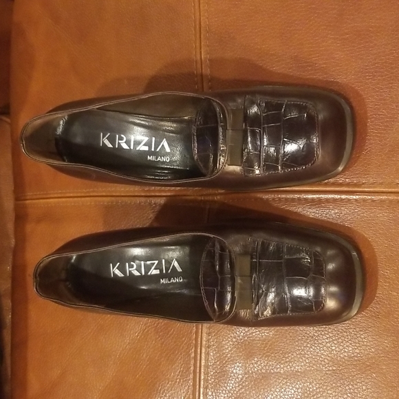 Shoes - Picture 4 of 4